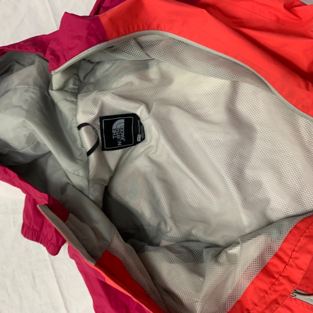 The Northface jacket - Picture 4 of 4